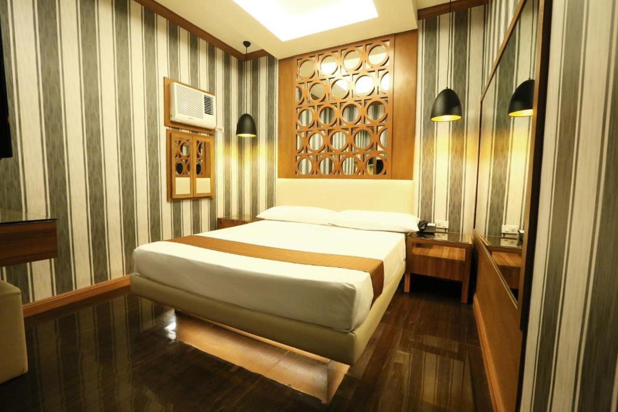 Hotel Ava Cuneta Пасай Екстер'єр фото